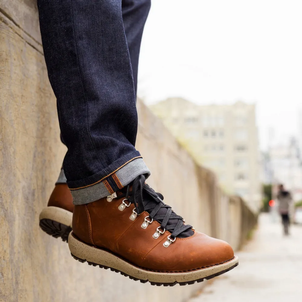 Danner Men's Vertigo 917 5" WP Modernized Hiking Boot - - 32381