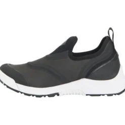 Women Muck Women's Outscape Low WP Work Boot - - OSSW-000
