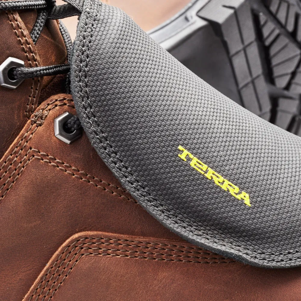 Terra Men's Sentry 2020 6" Comp Toe WP Safety Work Boot -- 4NRXBN