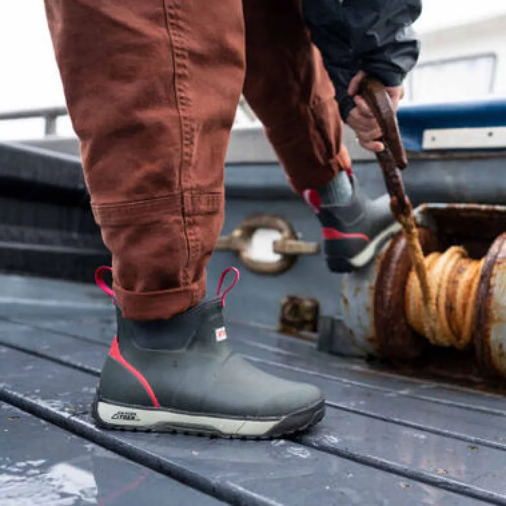 Xtratuf Women's Fleege Lined WP Ankle Deck Work Boot -- AIWR300